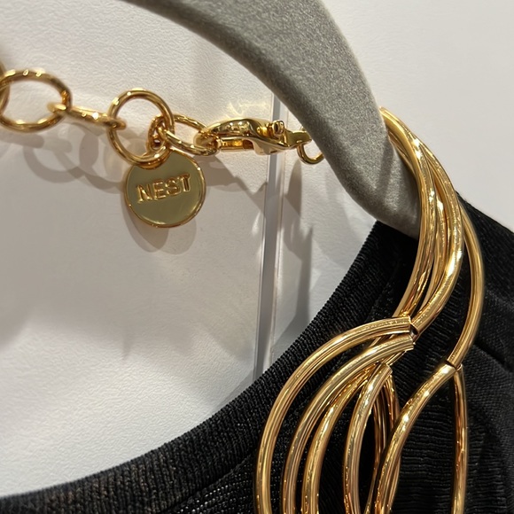 Nest Gold statement necklace. EUC. - Picture 4 of 5